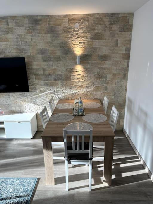 Familienwohnung Naehe Europapark, Messe, Gifiz See Offenburg Luaran gambar